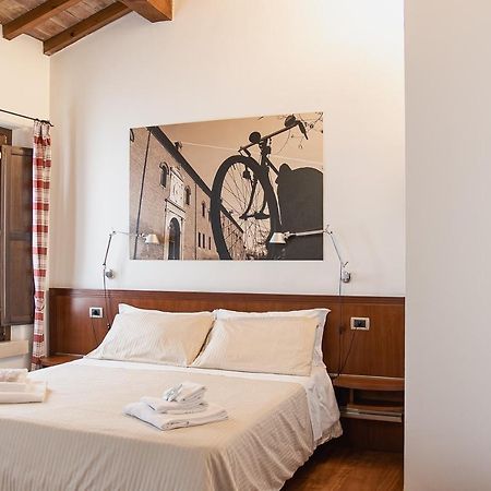 Boutique Rooms 3 0 Ferrara Esterno foto