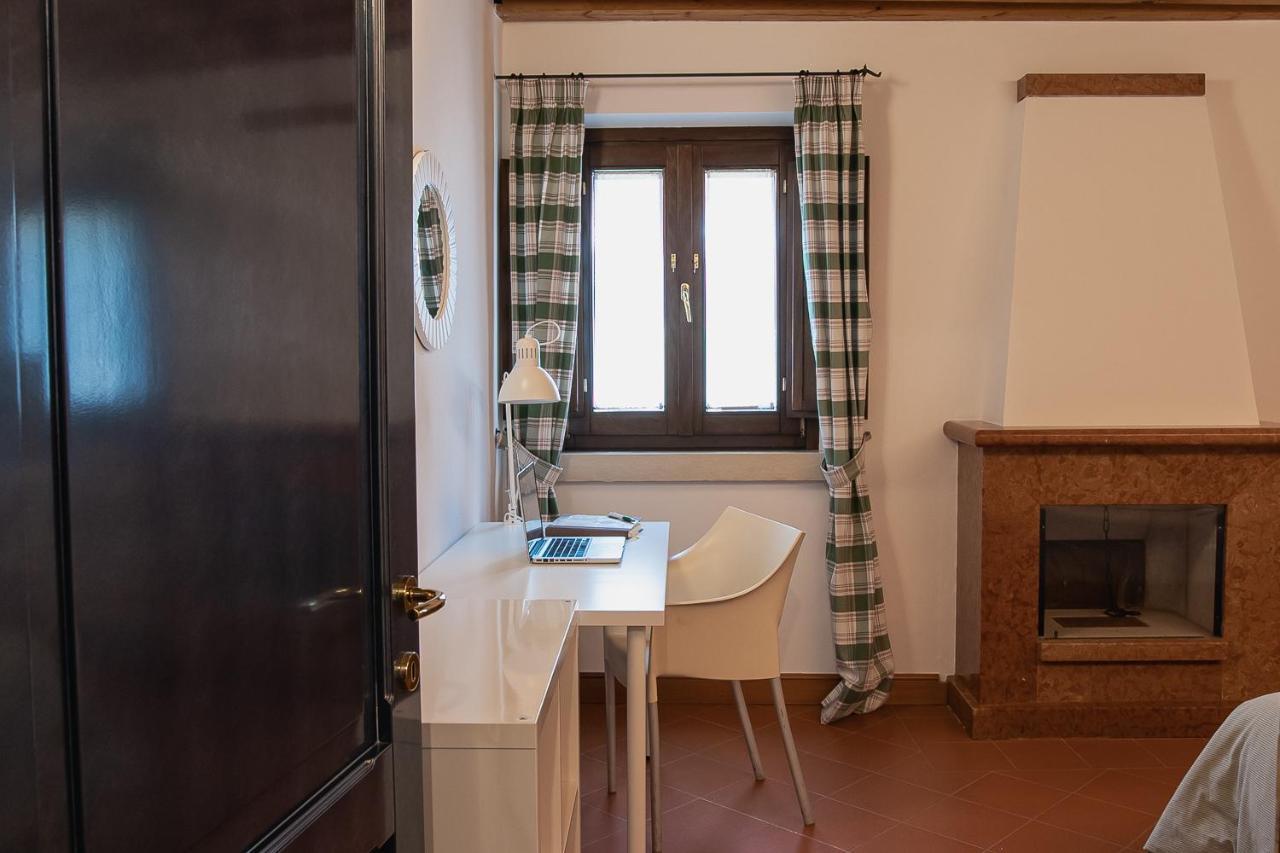Boutique Rooms 3 0 Ferrara Esterno foto