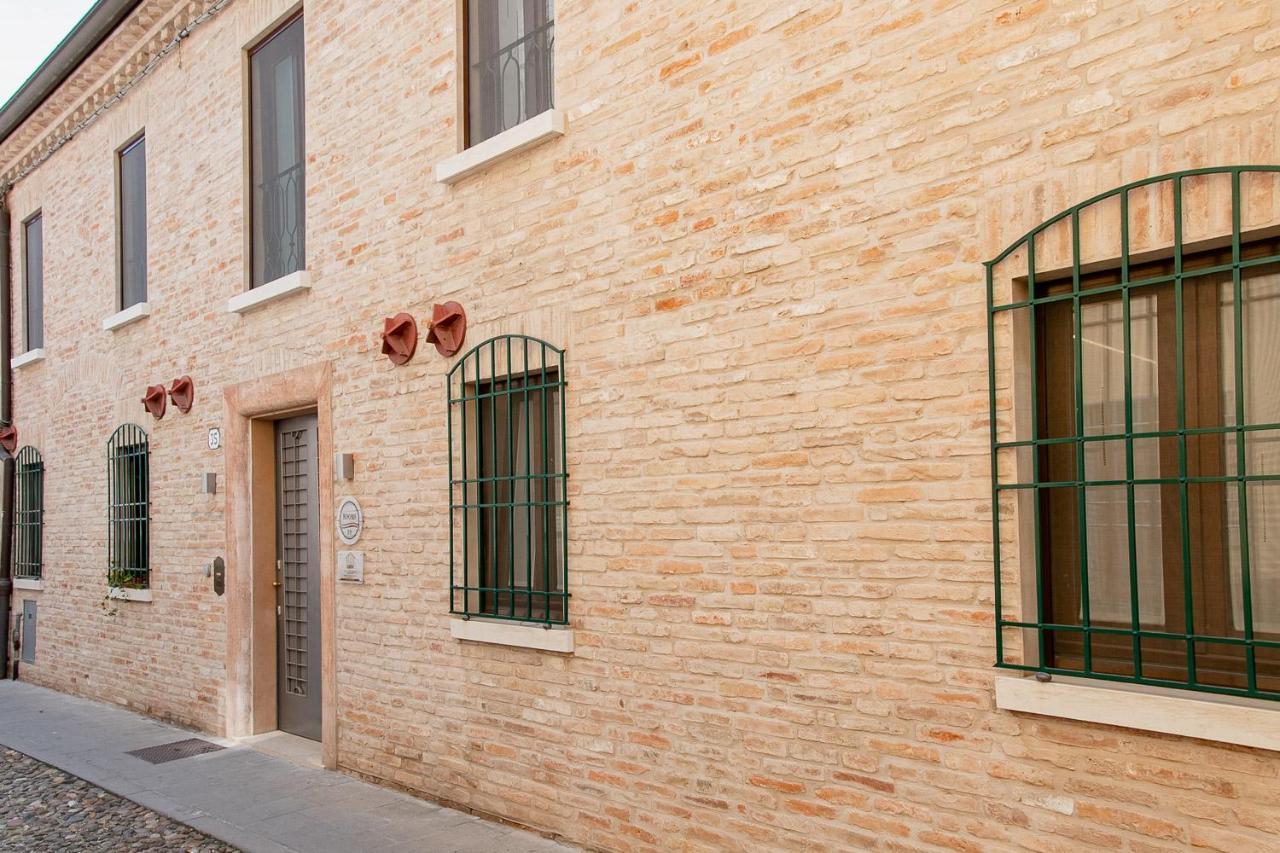 Boutique Rooms 3 0 Ferrara Esterno foto