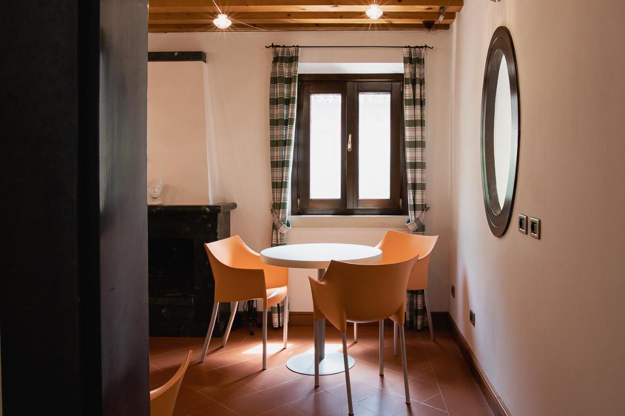 Boutique Rooms 3 0 Ferrara Esterno foto