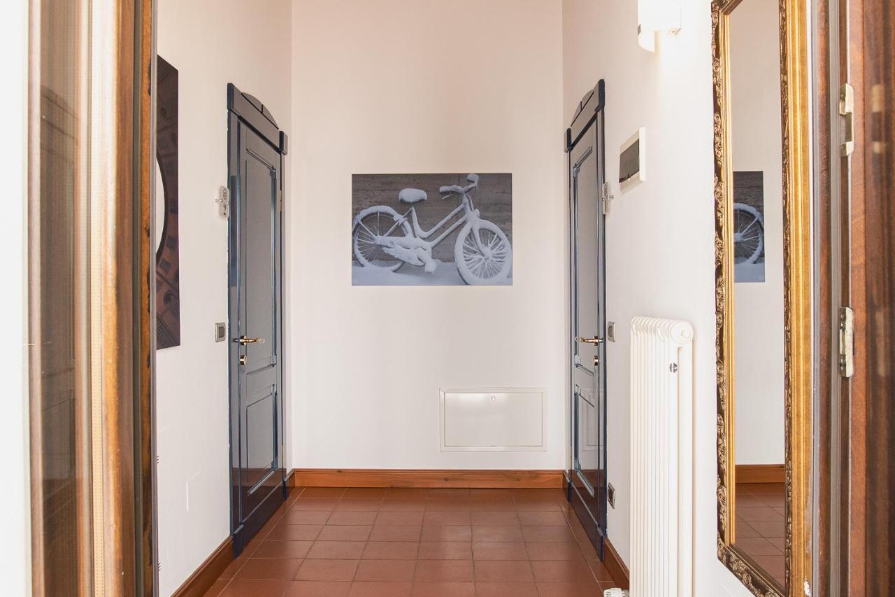 Boutique Rooms 3 0 Ferrara Esterno foto