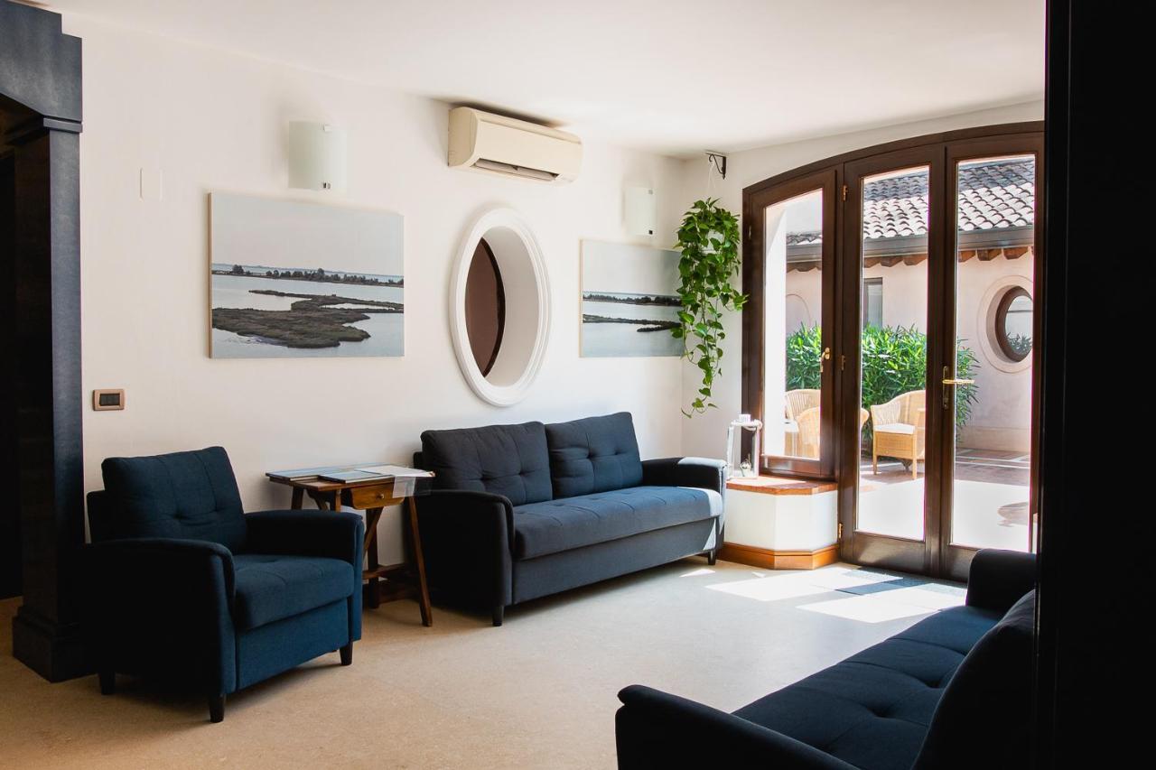 Boutique Rooms 3 0 Ferrara Esterno foto