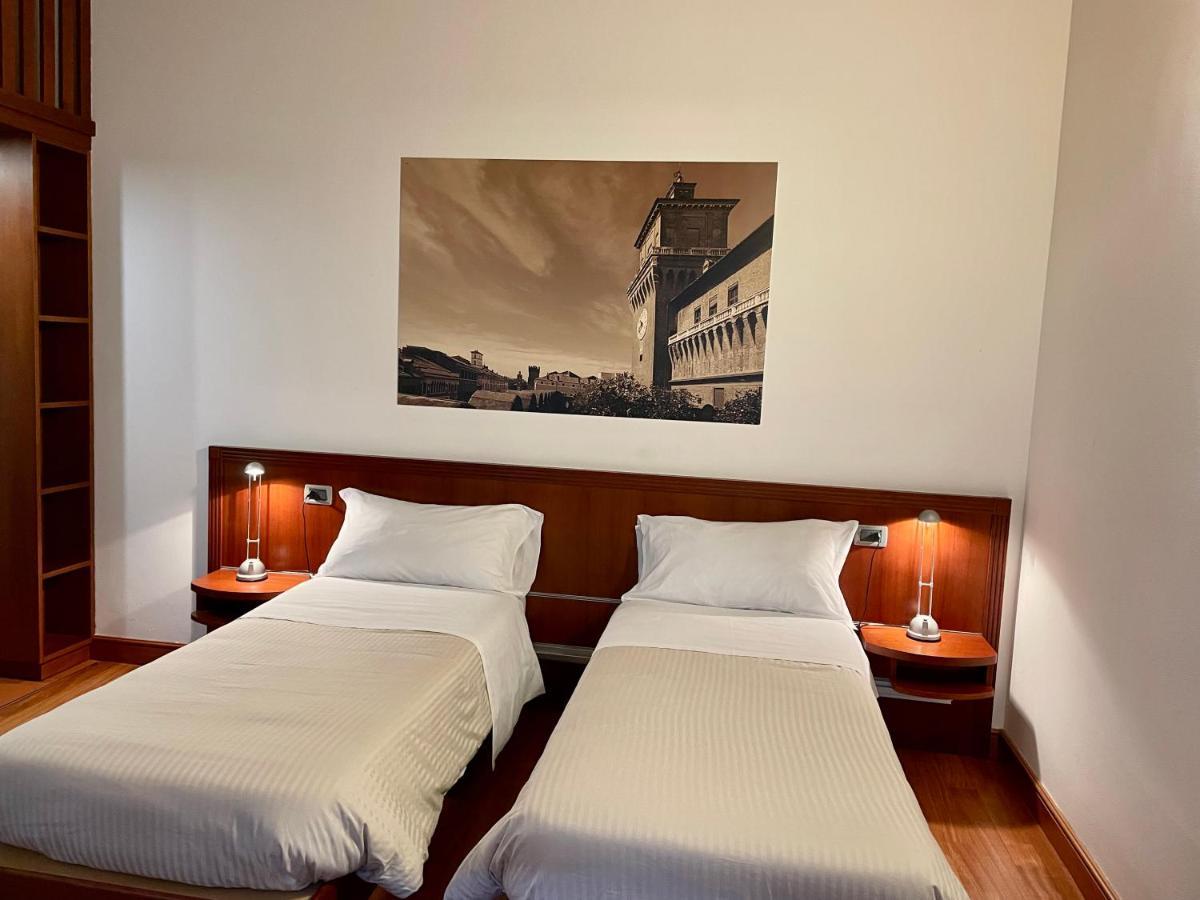 Boutique Rooms 3 0 Ferrara Esterno foto